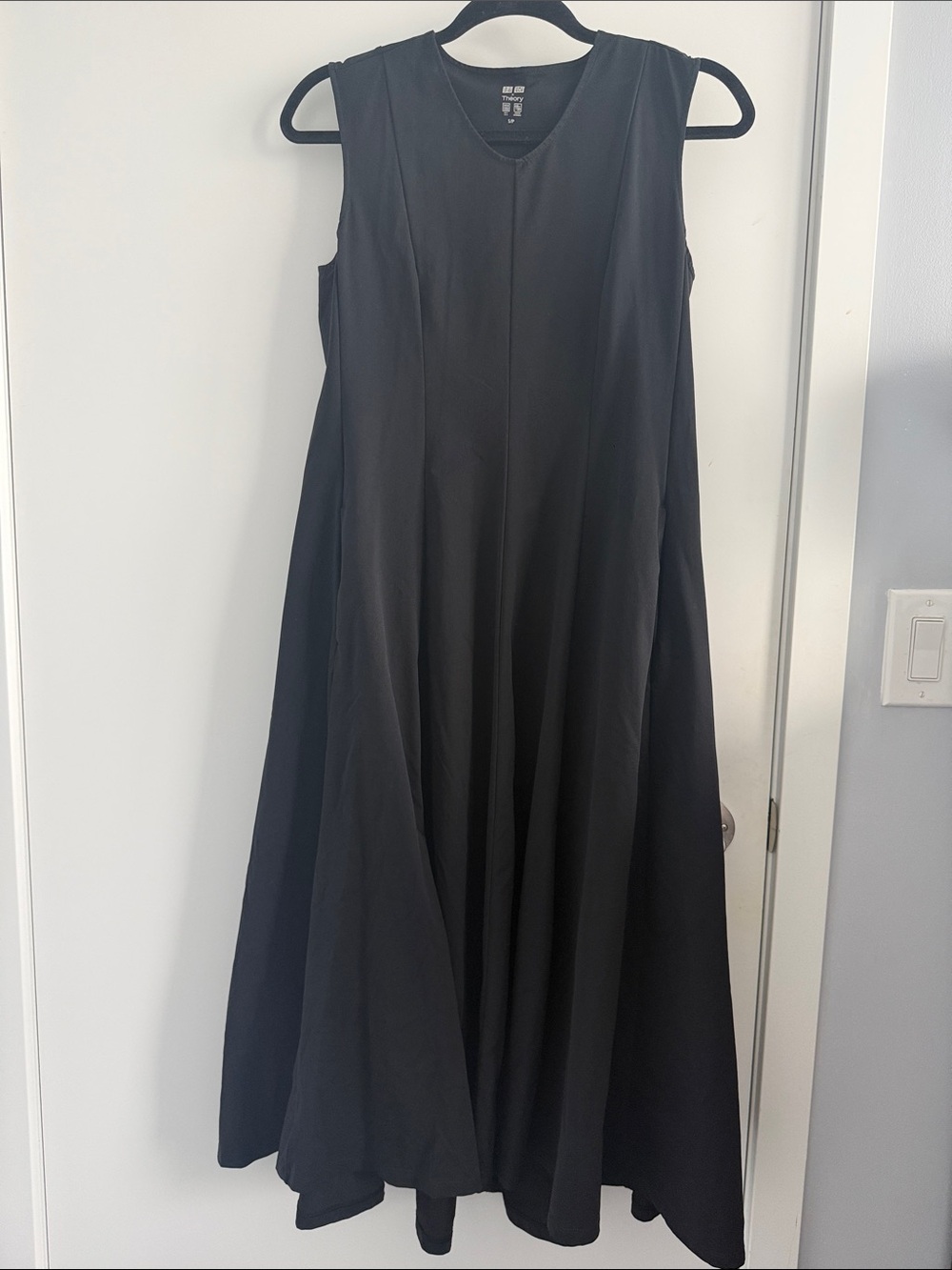 Uniqlo x Theory Black Sleeveless Maxi Dress